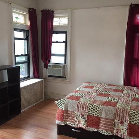 ניו יורק Two Bedroom Apartment In Queens מראה חיצוני תמונה